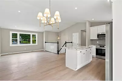 30 Verdant Drive, Cranston, RI 02920 - Photo 6