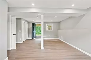 30 Verdant Dr, Cranston, RI 02920 - Photo 26