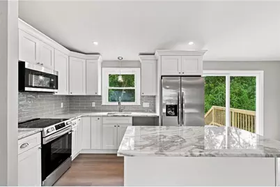 30 Verdant Drive, Cranston, RI 02920 - Photo 8