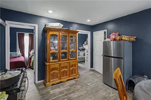 1 Hale St, Providence, RI 02909 - Photo 4
