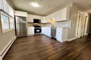 927 Elm St, Woonsocket, RI 02895 - Photo 2