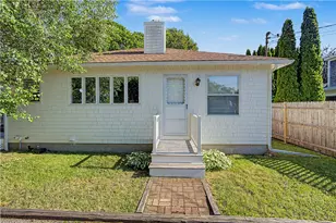 137 Kingstown Rd, Narragansett, RI 02882 - Photo 2