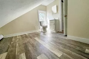 278 Sayles St, Providence, RI 02905 - Photo 44