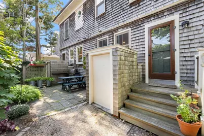35 Mt. Vernon Street, Newport, RI 02840 - Photo 46