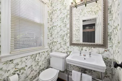 35 Mt. Vernon Street, Newport, RI 02840 - Photo 42