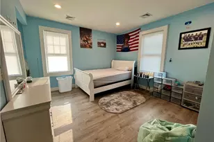 457 Douglas Ave, Providence, RI 02908 - Photo 14