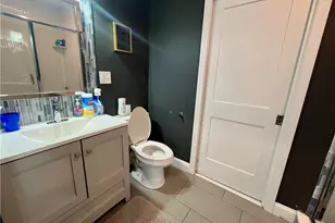 457 Douglas Ave, Providence, RI 02908 - Photo 16