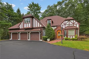 34 Georgiana Dr, Cumberland, RI 02864 - Photo 1