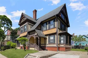 20 Bainbridge Ave, Providence, RI 02909 - Photo 6