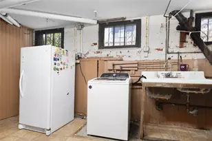 20 Bainbridge Ave, Providence, RI 02909 - Photo 42