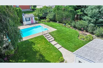 1682 Douglas Avenue, North Providence, RI 02904 - Photo 8
