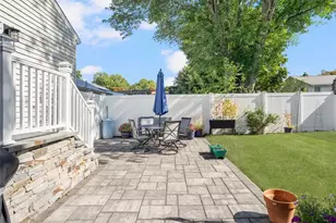 18 Pine St, North Providence, RI 02911 - Photo 6