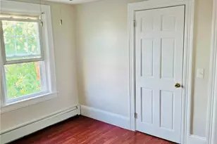 31 Roma St, Bristol, RI 02809 - Photo 8