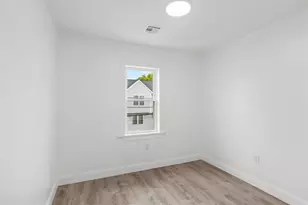149 Burnside St, Providence, RI 02905 - Photo 34