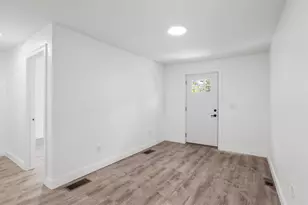 149 Burnside St, Providence, RI 02905 - Photo 10