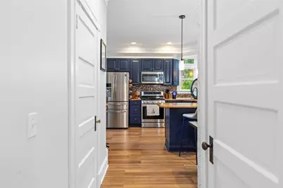 126 Second Street, Newport, RI 02840 - Photo 6