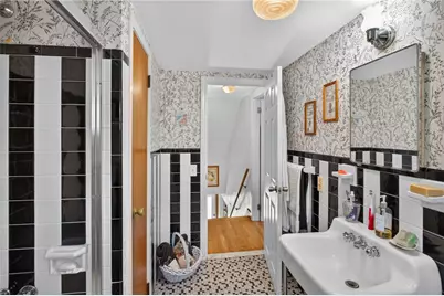 130 Thurston Street, East Providence, RI 02915 - Photo 28
