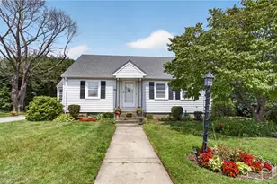130 Thurston St, East Providence, RI 02915 - Photo 2