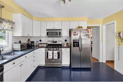 130 Thurston Street, East Providence, RI 02915 - Photo 12