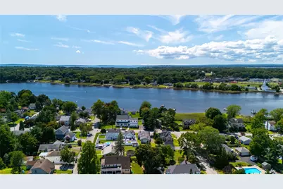 26 Bowden Avenue, Barrington, RI 02806 - Photo 30