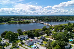 26 Bowden Ave, Barrington, RI 02806 - Photo 32