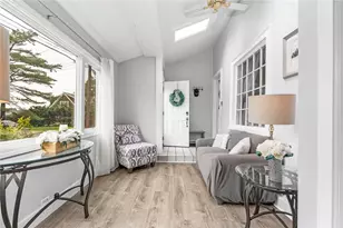 26 Bowden Ave, Barrington, RI 02806 - Photo 4