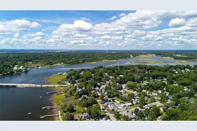 26 Bowden Avenue, Barrington, RI 02806 - Photo 32