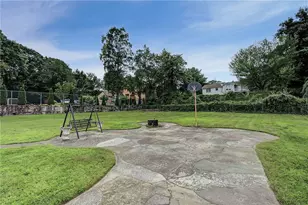 26 Lillian Rd, Johnston, RI 02919 - Photo 40