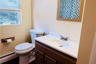 384 Metacom Ave, Warren, RI 02885 - Photo 10