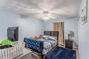 61 Lonsdale St, West Warwick, RI 02893 - Photo 10