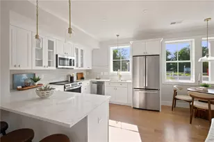 67 Queen St, East Greenwich, RI 02818 - Photo 10