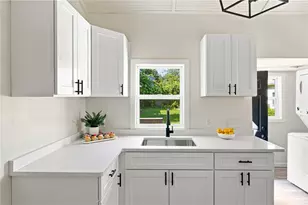 45 Milton Rd, Warwick, RI 02888 - Photo 10