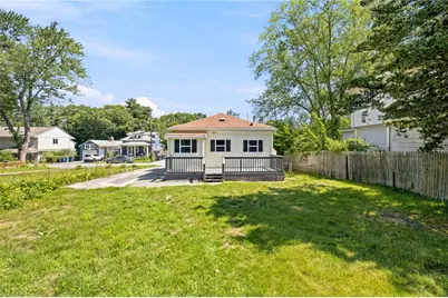 45 Milton Road, Warwick, RI 02888 - Photo 22