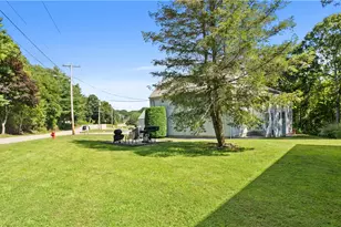 15 Apache Dr, Westerly, RI 02891 - Photo 20