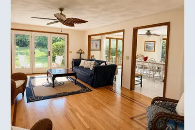 027 Sunset Hill Avenue, Portsmouth, RI 02872 - Photo 8