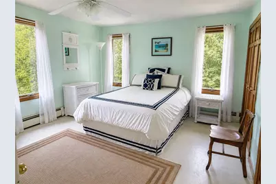027 Sunset Hill Avenue, Portsmouth, RI 02872 - Photo 14