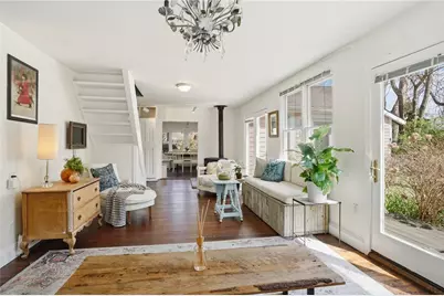 25 Fried Avenue, Bristol, RI 02809 - Photo 6