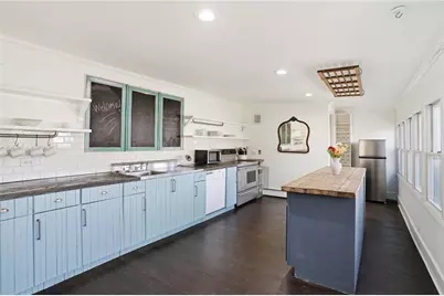 25 Fried Avenue, Bristol, RI 02809 - Photo 10