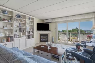 1314 Capella S, Newport, RI 02840 - Photo 18