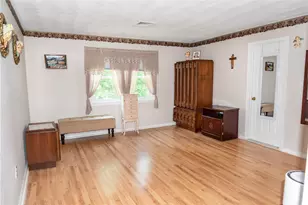 185 Manville Hill Rd Rd, Cumberland, RI 02864 - Photo 14