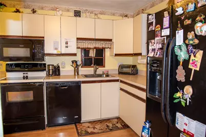 185 Manville Hill Rd Road #506, Cumberland, RI 02864 - Photo 10