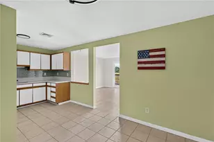 728 Beverage Hill Ave, Pawtucket, RI 02861 - Photo 18