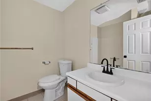 728 Beverage Hill Ave, Pawtucket, RI 02861 - Photo 8