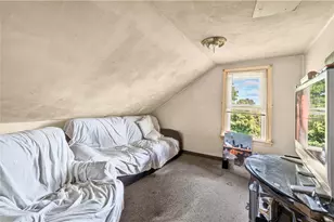 15 Danby St, Providence, RI 02904 - Photo 26