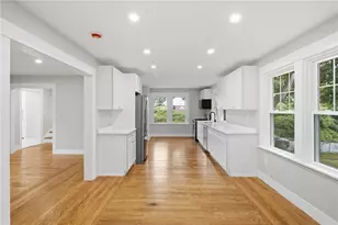 4196 Post Rd, Warwick, RI 02818 - Photo 6