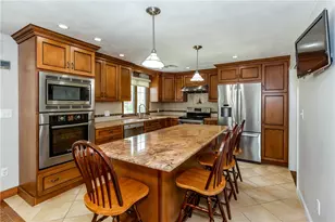 99 Tower Hill Rd, Cumberland, RI 02864 - Photo 6