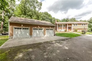 99 Tower Hill Rd, Cumberland, RI 02864 - Photo 2
