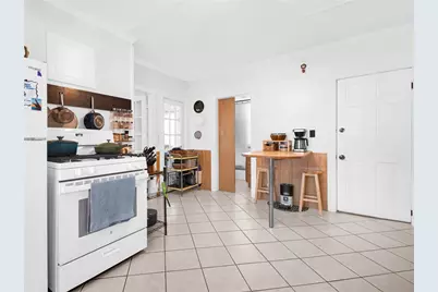 37 Trenton Street, Pawtucket, RI 02860 - Photo 6