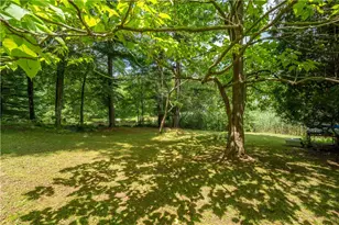 883 River Rd, Groton, CT 06355 - Photo 10