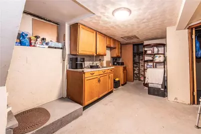 73 Trenton Street, Providence, RI 02906 - Photo 14